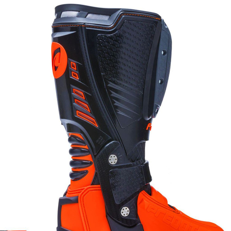 Forma hotsell predator boots